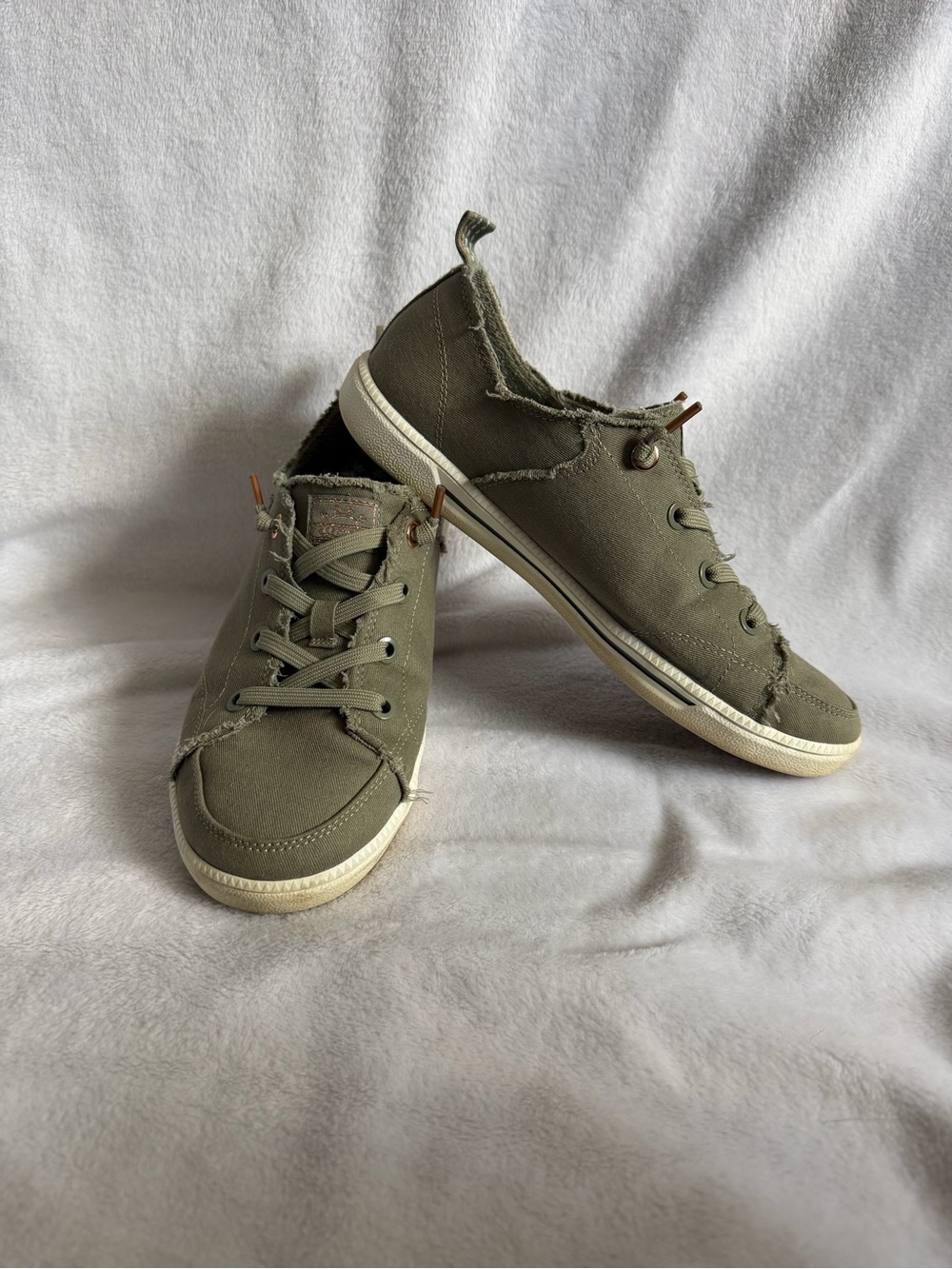 Skechers BOBS B Cute Olive Canvas Slip On Sneakers Womens 8